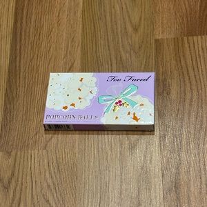 Too Faced Mini Popcorn Balls Eyeshadow Palette